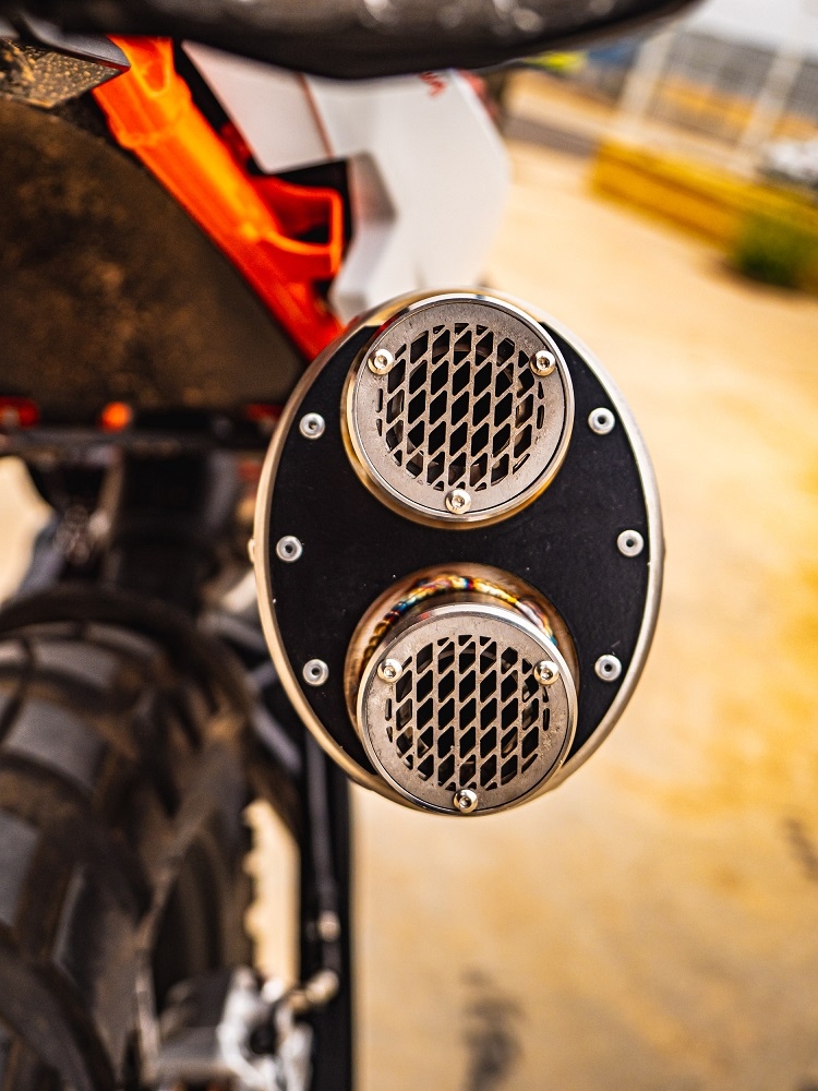 GPR pot echappement compatible avec  Ktm Duke 890 2021-2024, Dual Poppy, Échappement légal, homologué,silencieux avec db killer amovible et tuyau de liaison spécifique 