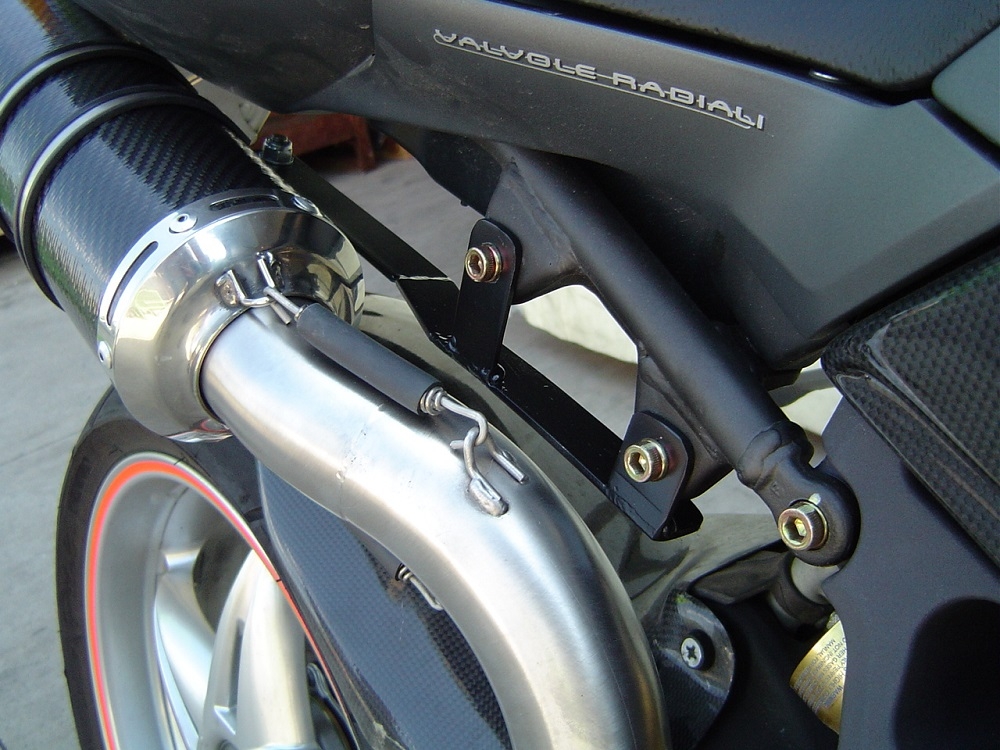 GPR pot echappement compatible avec  Mv Agusta Brutale 750 S 2000-2006, Albus Ceramic, Échappement légal, homologué,silencieux avec db killer amovible et tuyau de liaison spécifique 