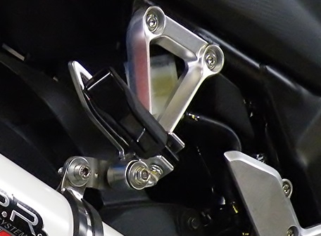 GPR pot echappement compatible avec  Honda Cbr 300 R 2014-2016, M3 Inox , Échappement légal, homologué,silencieux avec db killer amovible et tuyau de liaison spécifique 