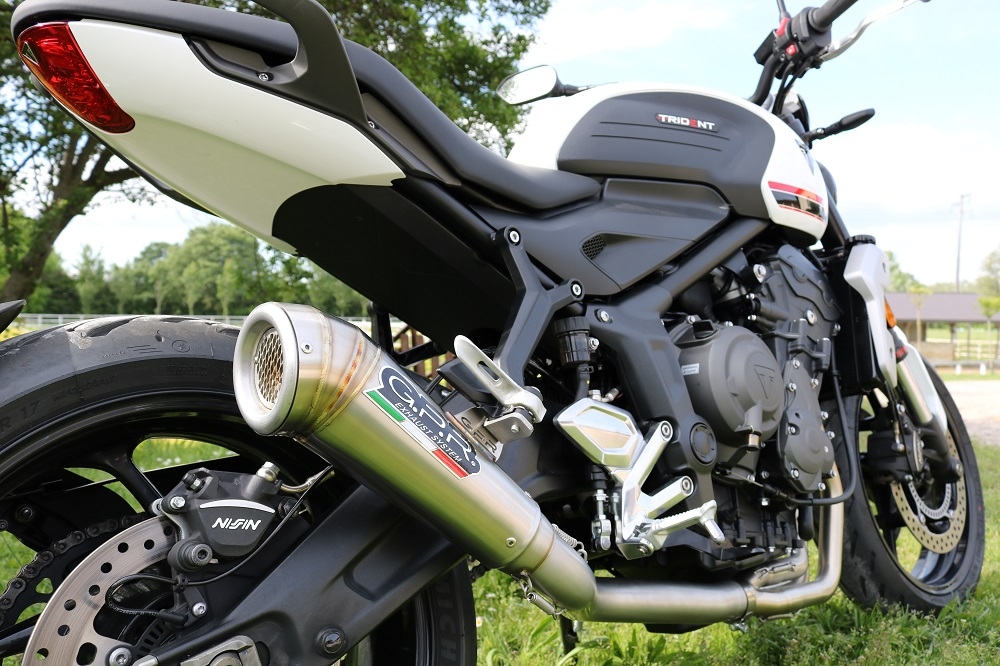 GPR pot echappement compatible avec  Triumph Trident 660 2021-2024, Powercone Evo, Homologué et légal, système d'échappement complet avec catalyseur et db killer amovible 