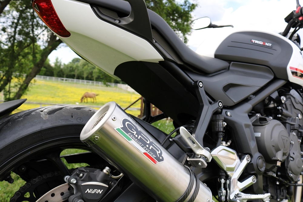 GPR pot echappement compatible avec  Triumph Trident 660 2021-2024, M3 Inox , Homologué et légal, système d'échappement complet avec catalyseur et db killer amovible 