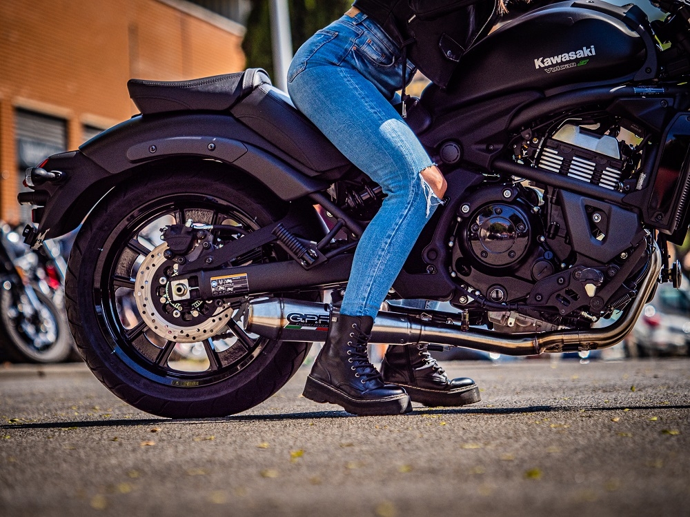 GPR pot echappement compatible avec  Kawasaki Vulcan 650 S 2021-2023, Ultracone, Homologué et légal, système d'échappement complet avec catalyseur et db killer amovible 